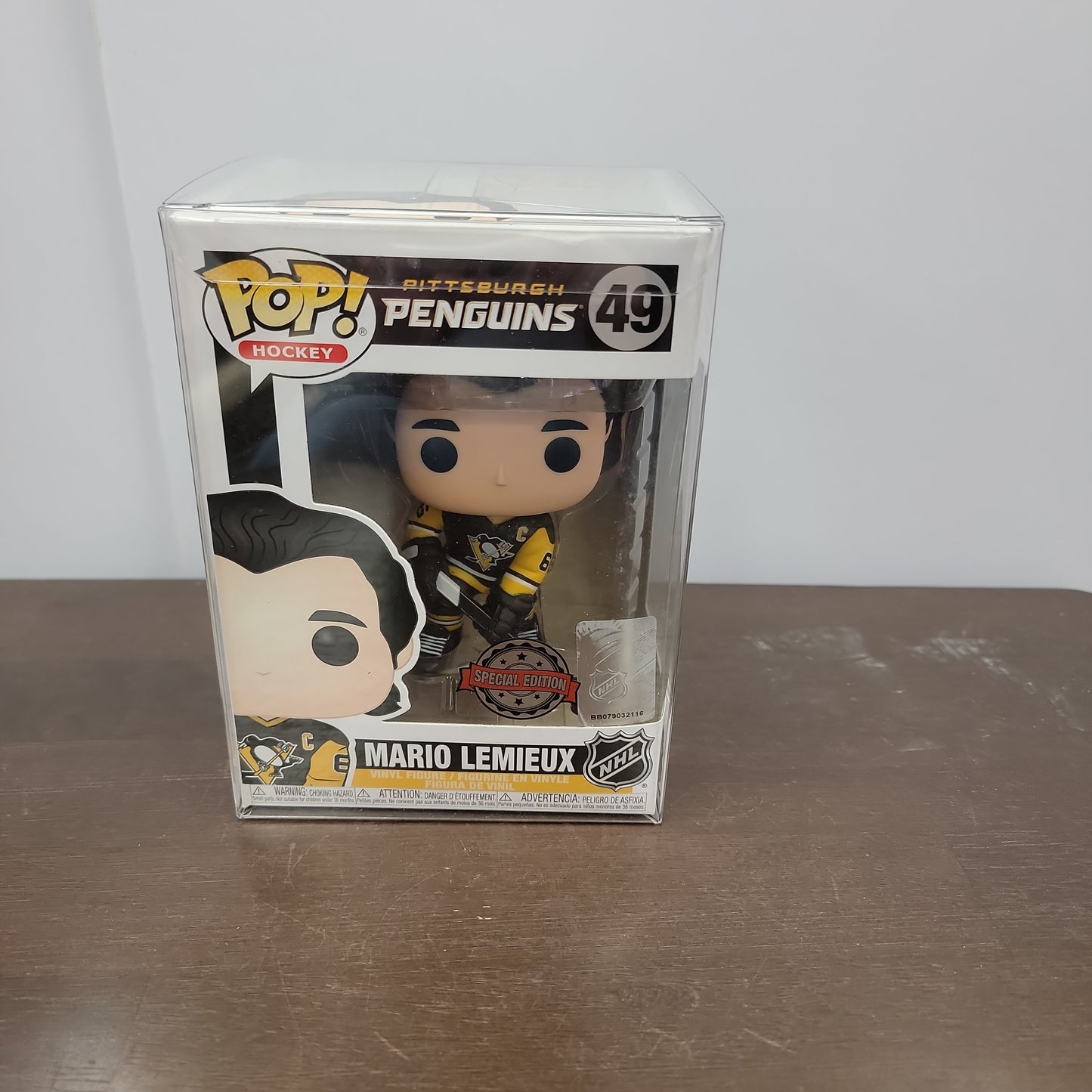 Pop! Hockey Pittsburgh Penguins Mario Lemieux Special Edition Funko Pop