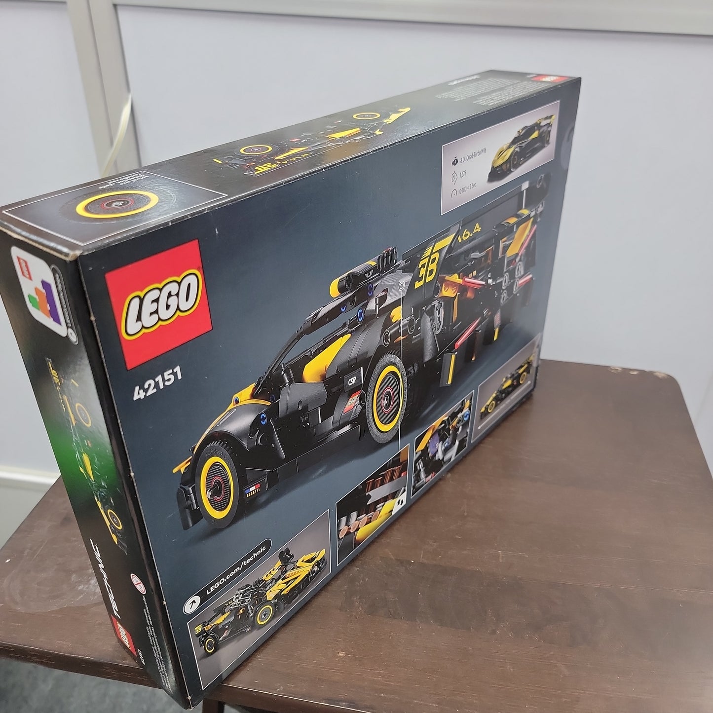 Bugatti Bolide Lego Technic Set