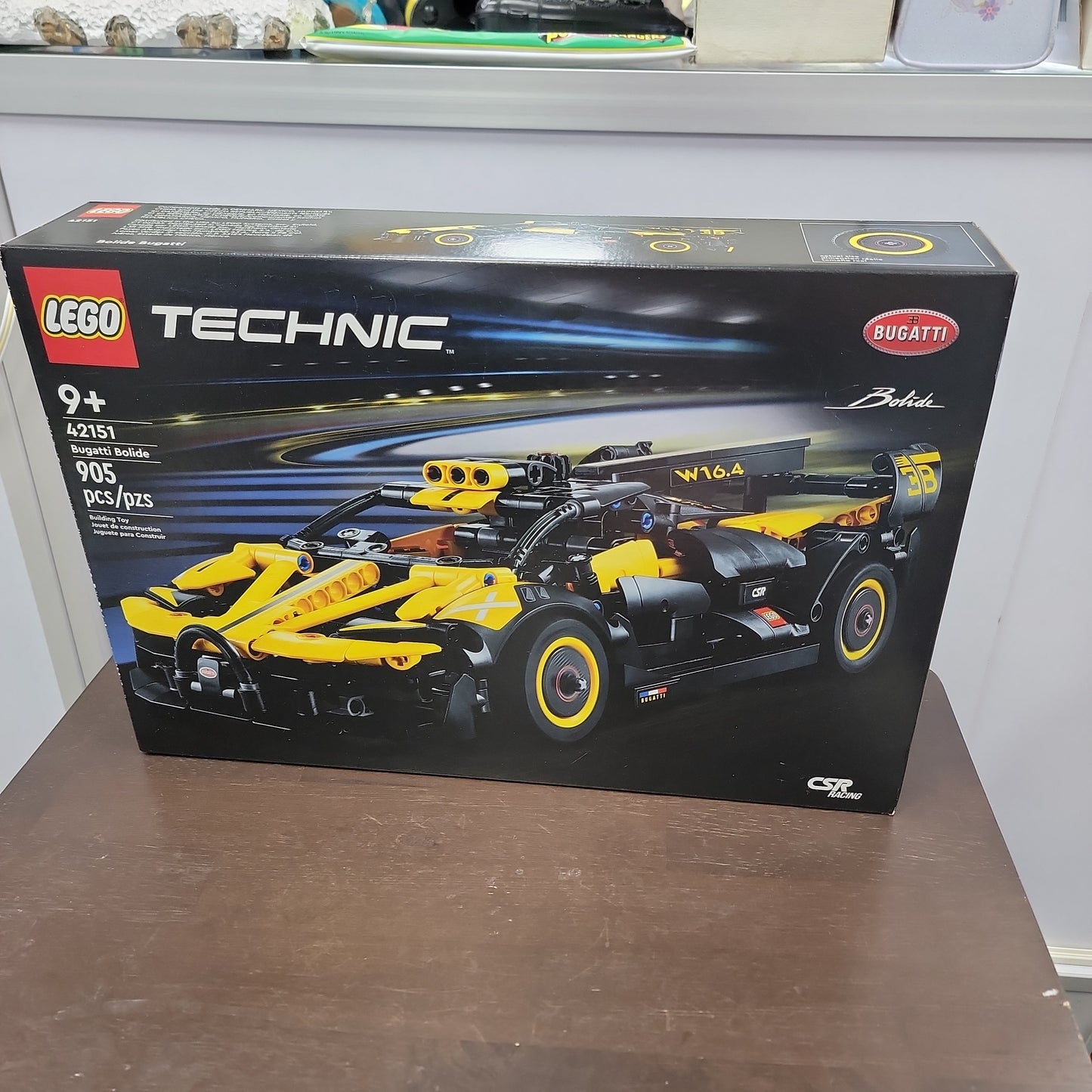 Bugatti Bolide Lego Technic Set-Damaged Bottom