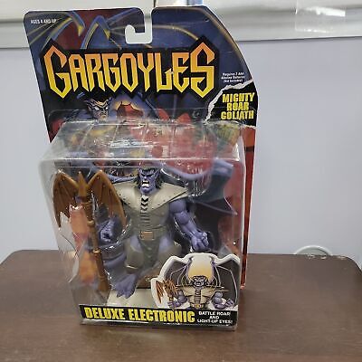 Gargoyles Action Figure Deluxe Electronic Mighty Roar Goliath