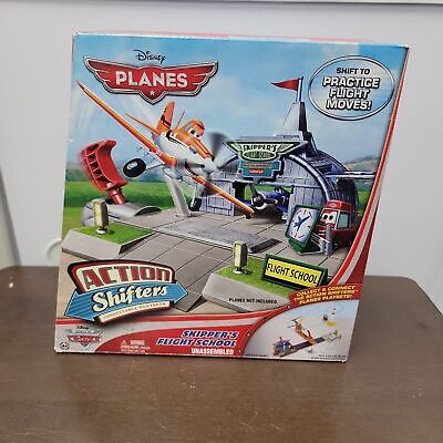 Disney Planes Action Shifters Skipper's Flight School