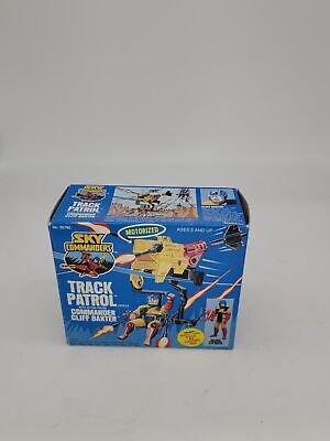 Sky Commanders Track Patrol Vehicle with Action Figure Commander Cliff Baxter