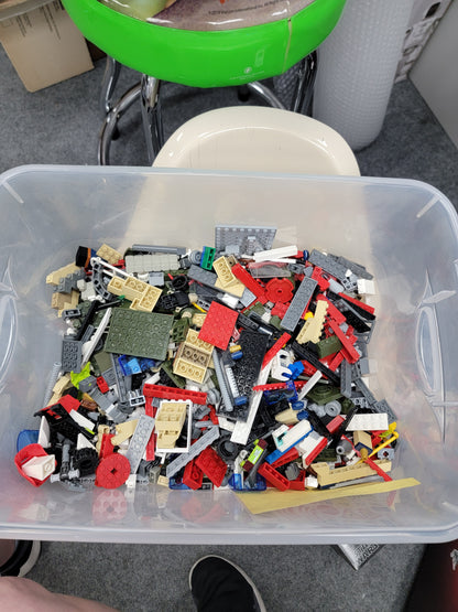 Lot of Loose Legos-8 pounds