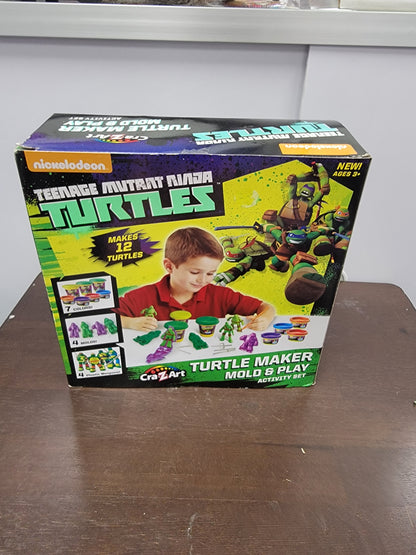 Teenage Mutant Ninja Turtles Turtle Maker Mold & Play Activity Set