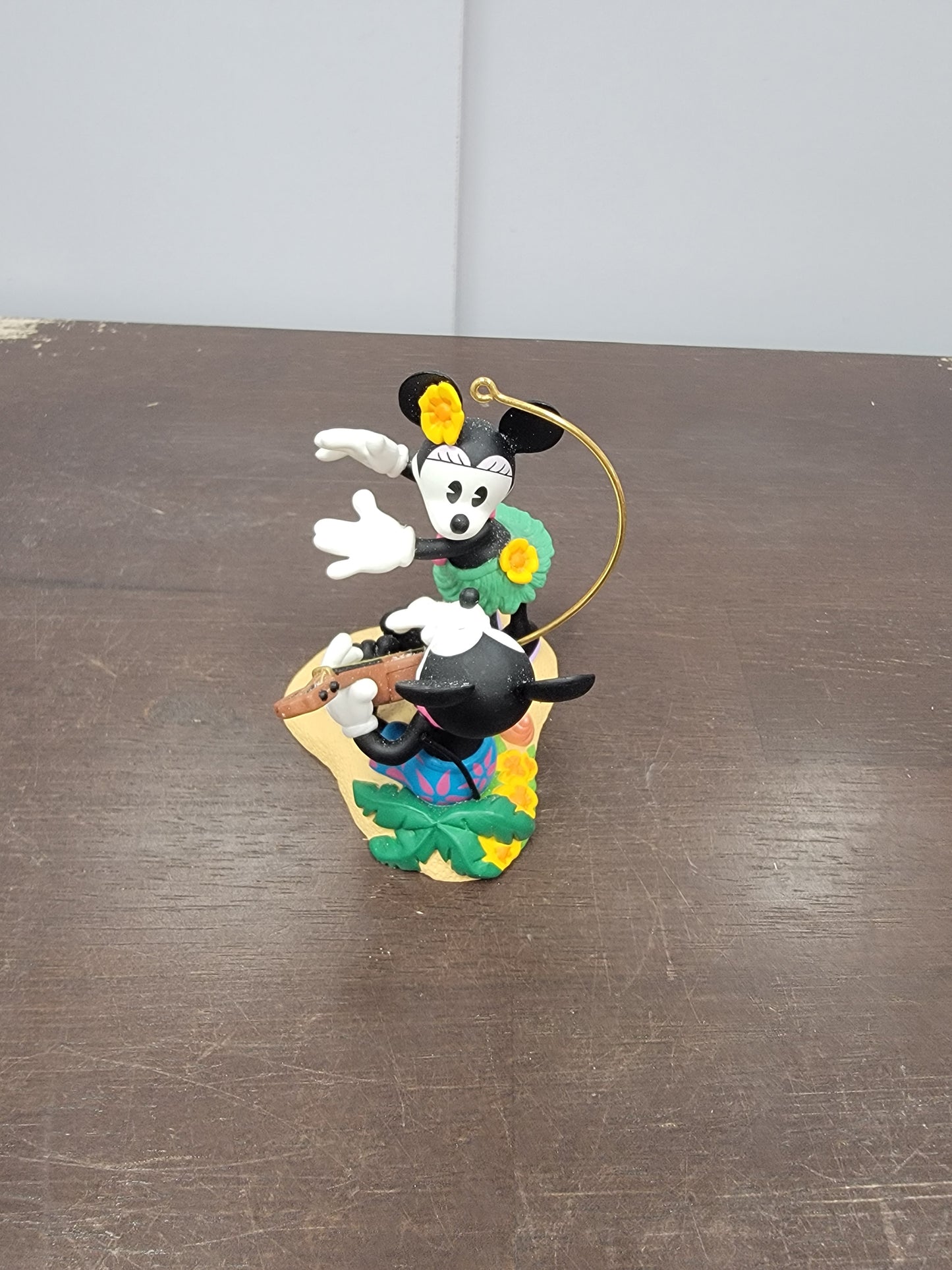 Hallmark Keepsake Ornament Mickey and Minnie in Paradise