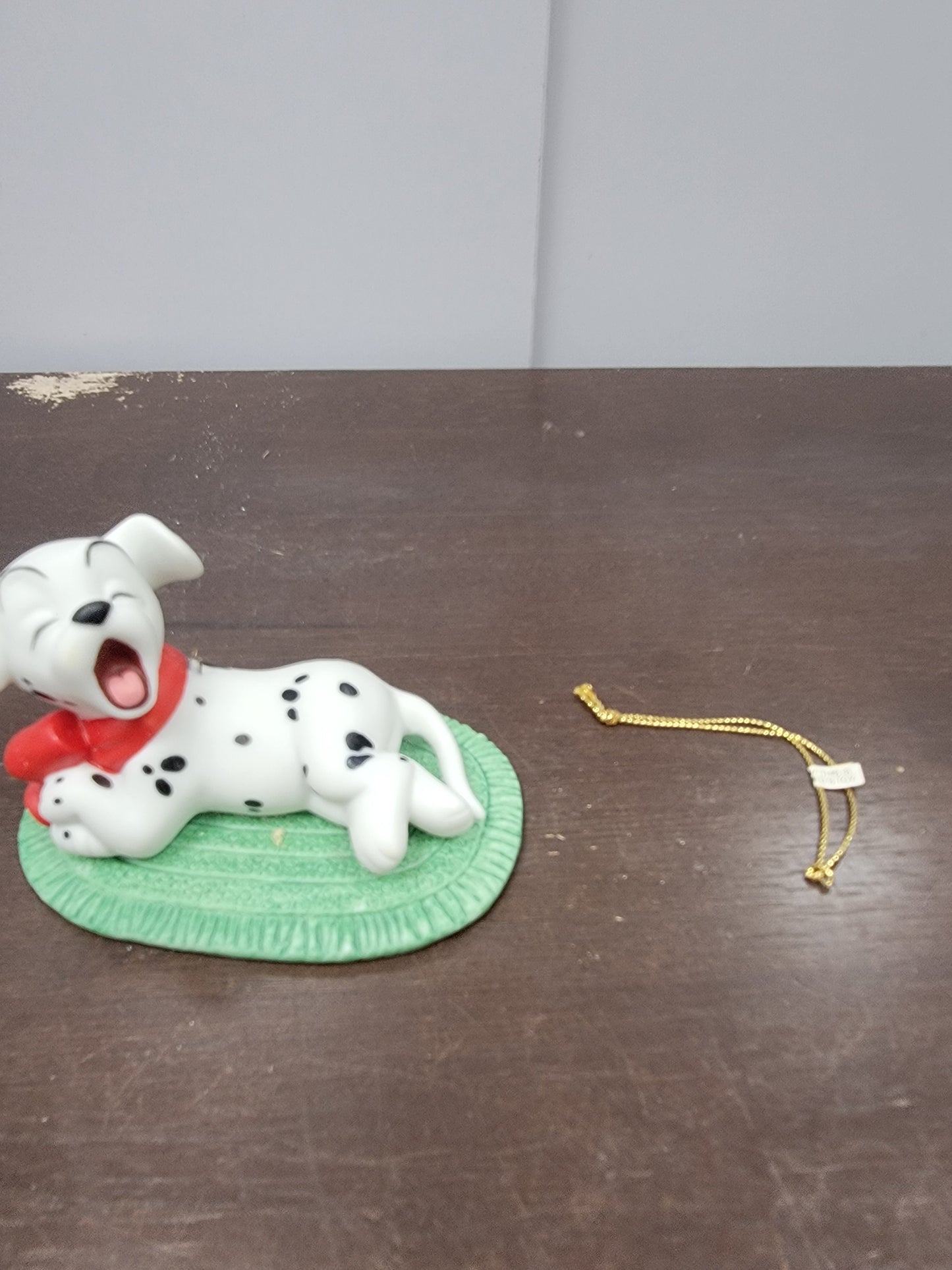 Grolier Gold Edition Ornament 101 Dalmatians "Waiting for Santa"