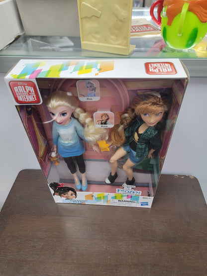 Ralph Breaks the Internet Comfy Princesses: Elsa & Anna Dolls