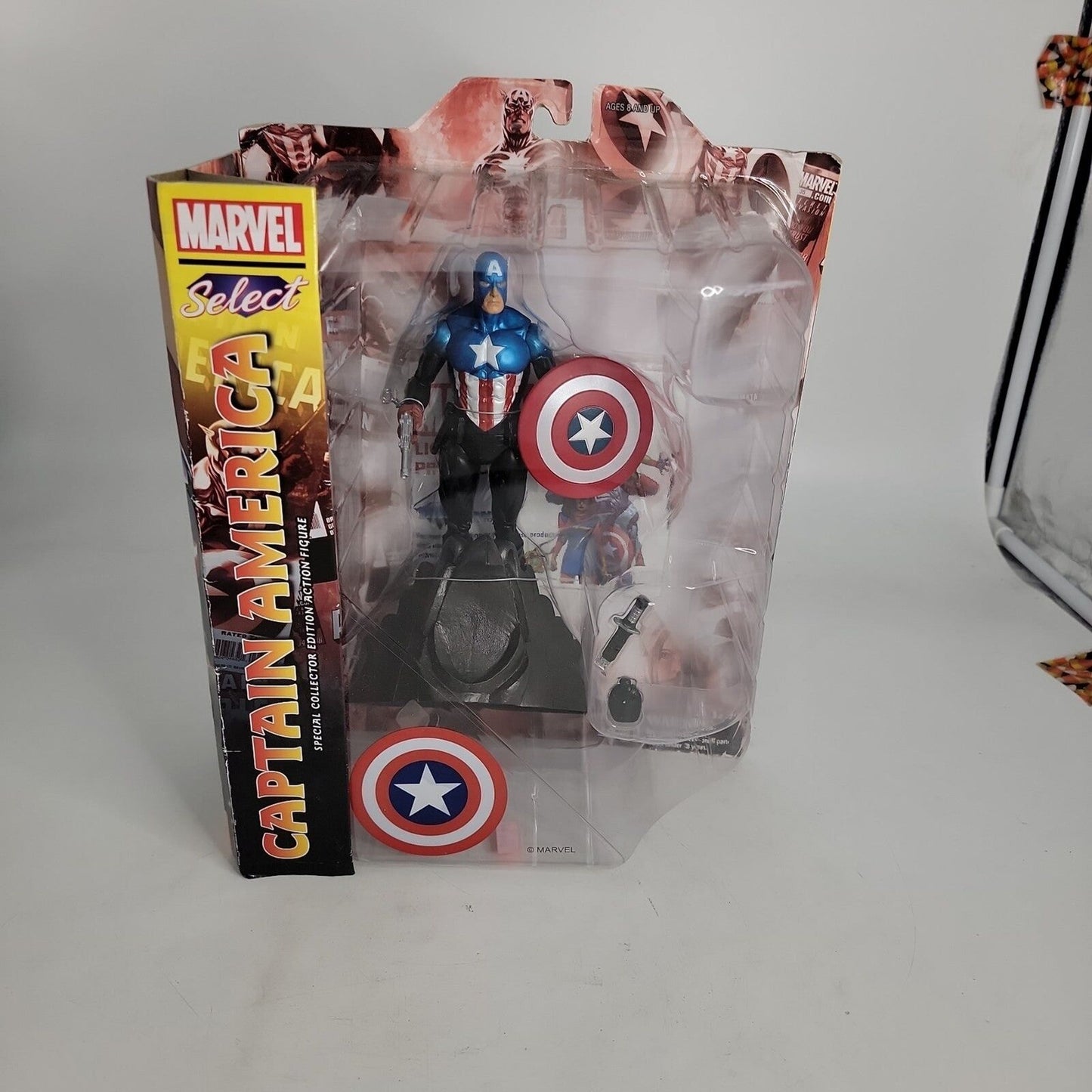 Marvel Select Captain America